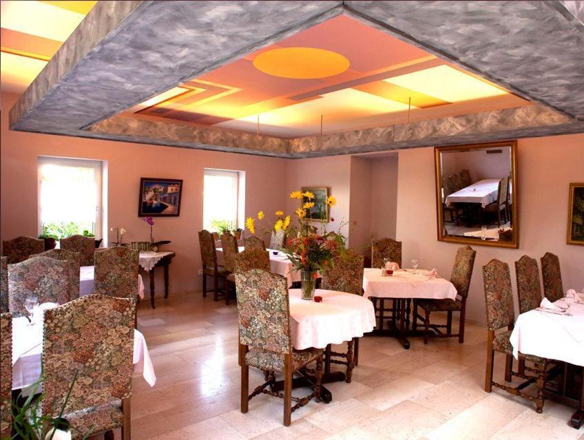 Aux Deux Clefs Hotel Petersbach Ngoại thất bức ảnh